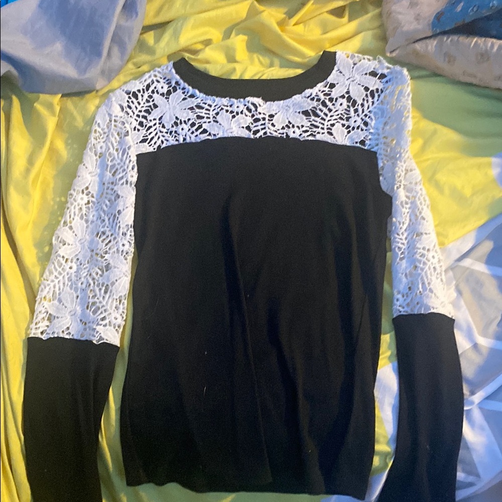 SHEIN Black and White Lace Sweatshirt